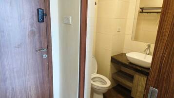 Studio Deluks | Kamar mandi