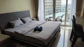 Deluxe Studio | Free WiFi, wheelchair access