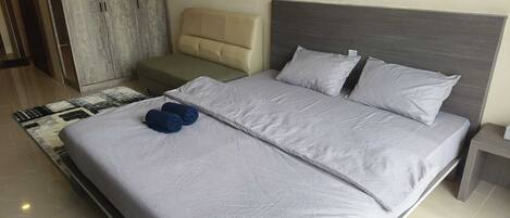 Deluxe Studio | Free WiFi, wheelchair access