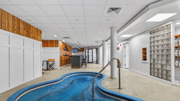 Unclassified image, 1 of 44, button - Pinnacle D02, Lovely 2 bedroom, 2 bath unit with shuttle to the slopes everyday of the week.  The outdoor pool, hot tub and tennis courts are open during summer only. (Killington)