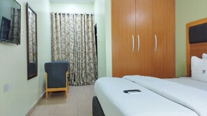 Standard Room | 1 bedroom, desk, laptop workspace, free WiFi - Breakfort Hotel and Suites (Uyo)