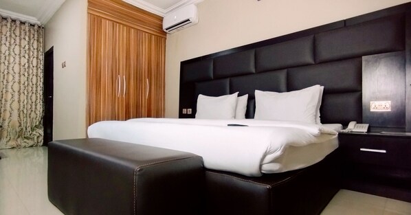 Executive Room | 1 bedroom, desk, laptop workspace, free WiFi - Breakfort Hotel and Suites (Uyo)