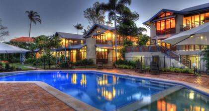 Wongalinga Absolute Beachfront ~ Tropical Oasis