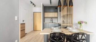 Comfortable Apartment with Garden by Noclegi Renters