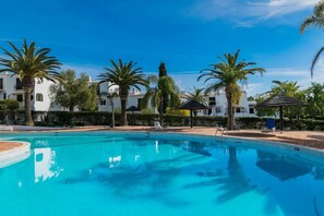 Pool - Great S.rafael Aprt. Walking Distance to the Beach (Albufeira)