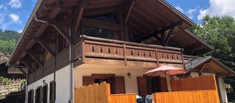Spacieux Appartement Dans un Authentique Chalet à Châtel