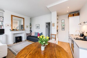 Interior - Delightful 1-bed, Pimlico (London)
