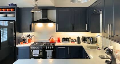 Lovely Comfortable 3BR Property
