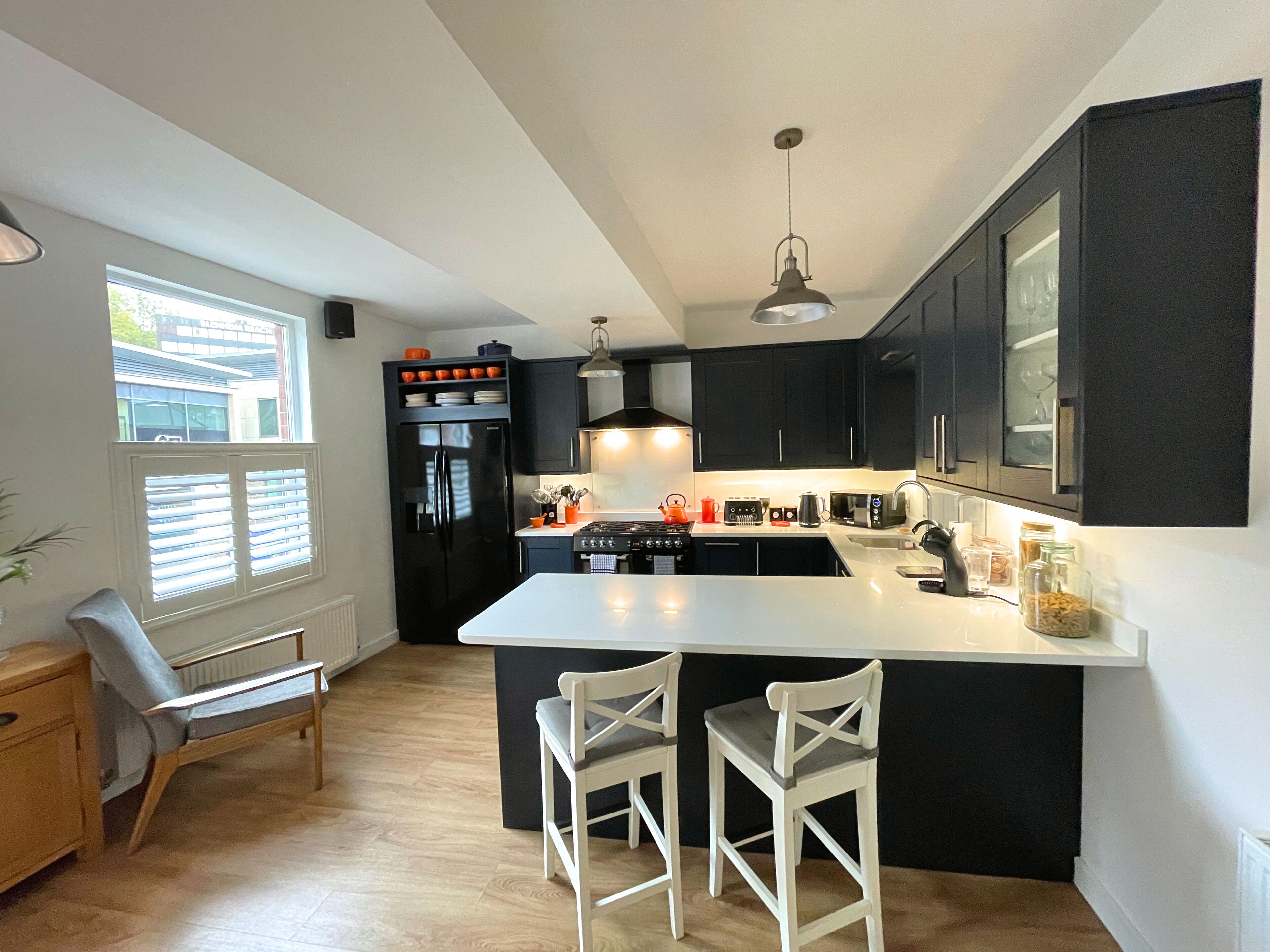 家庭独立别墅 | 私人厨房 | 冰箱、微波炉、烤箱、洗碗机