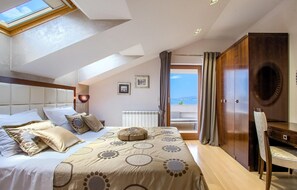 5 chambres, fer et planche à repasser, lit parapluie, Wi-Fi gratuit