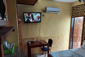 1 bedroom, iron/ironing board, bed sheets