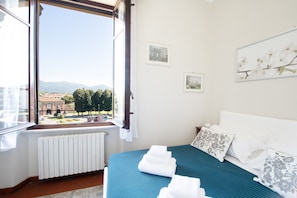 2 Schlafzimmer, Bügeleisen/Bügelbrett, Reisekinderbett, kostenloses WLAN