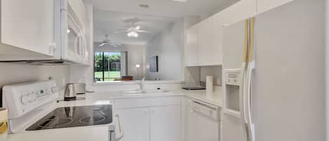 Fridge, oven, stovetop, dishwasher