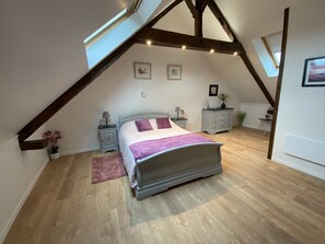 3 多间卧室、熨斗/熨衣板、旅行婴儿床、免费 WiFi