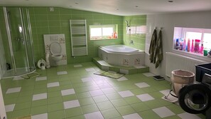 Family Villa | Bathroom