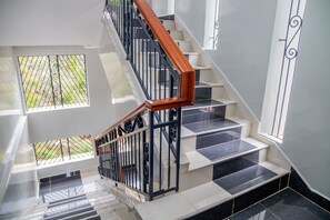 Interior - Sana Home: Modern Comfort in Nairobi and Explore City Hotspots (Nairobi)