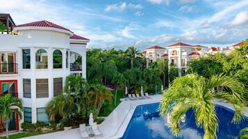 Condo, 3 habitaciones | Exterior