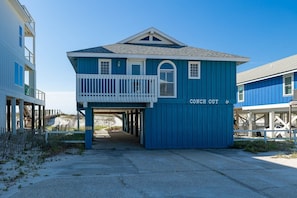 House, 4 Bedrooms | Exterior