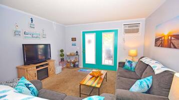 Nhà liên kế, 2 phòng ngủ | Khu phòng khách | Dịch vụ stream