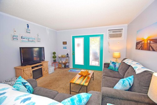 Nanticoke Square 207b 2 Bedroom Townhouse by RedAwning