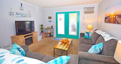 Nanticoke Square 207b 2 Bedroom Townhouse by RedAwning