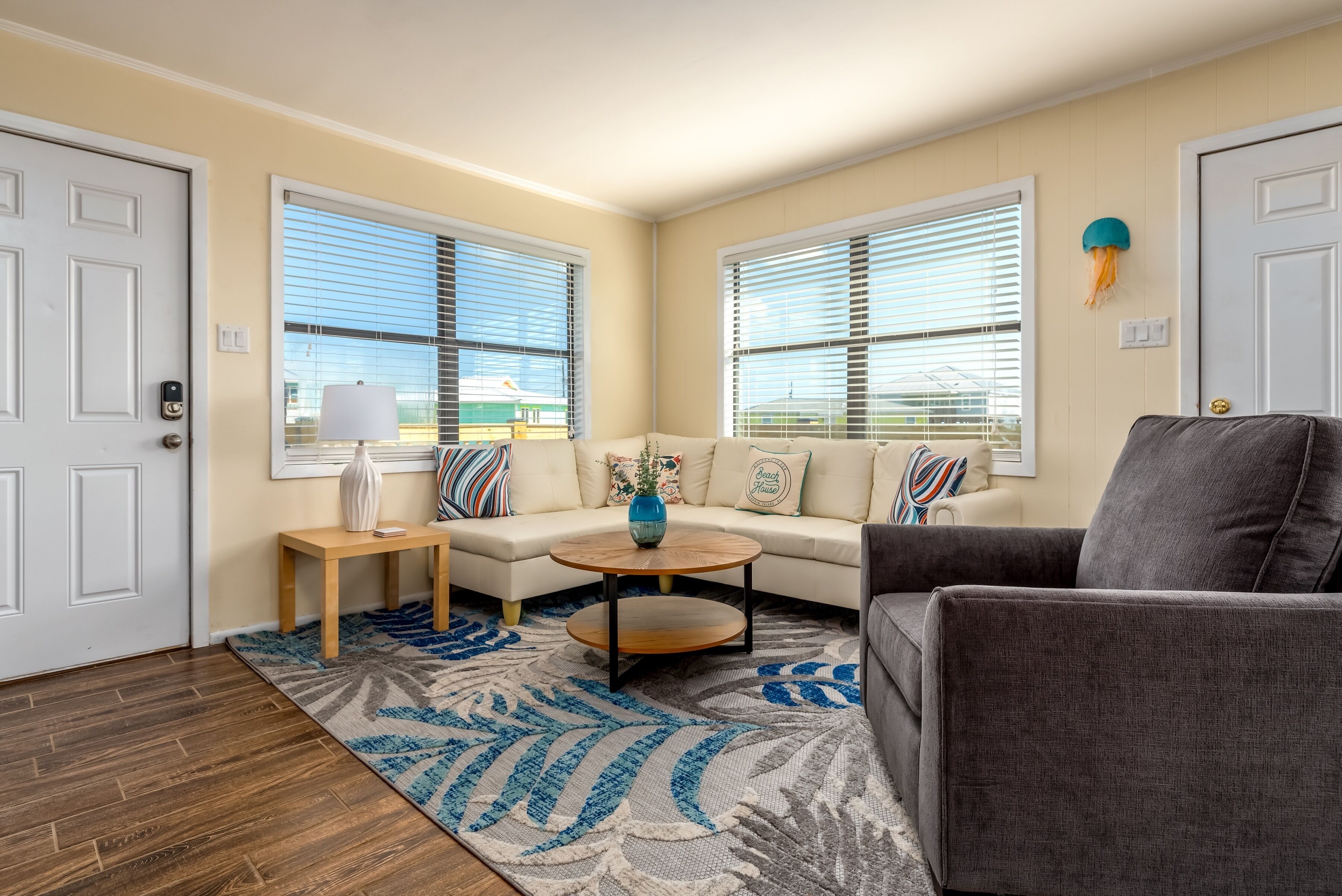 House, 3 Bedrooms | Living area