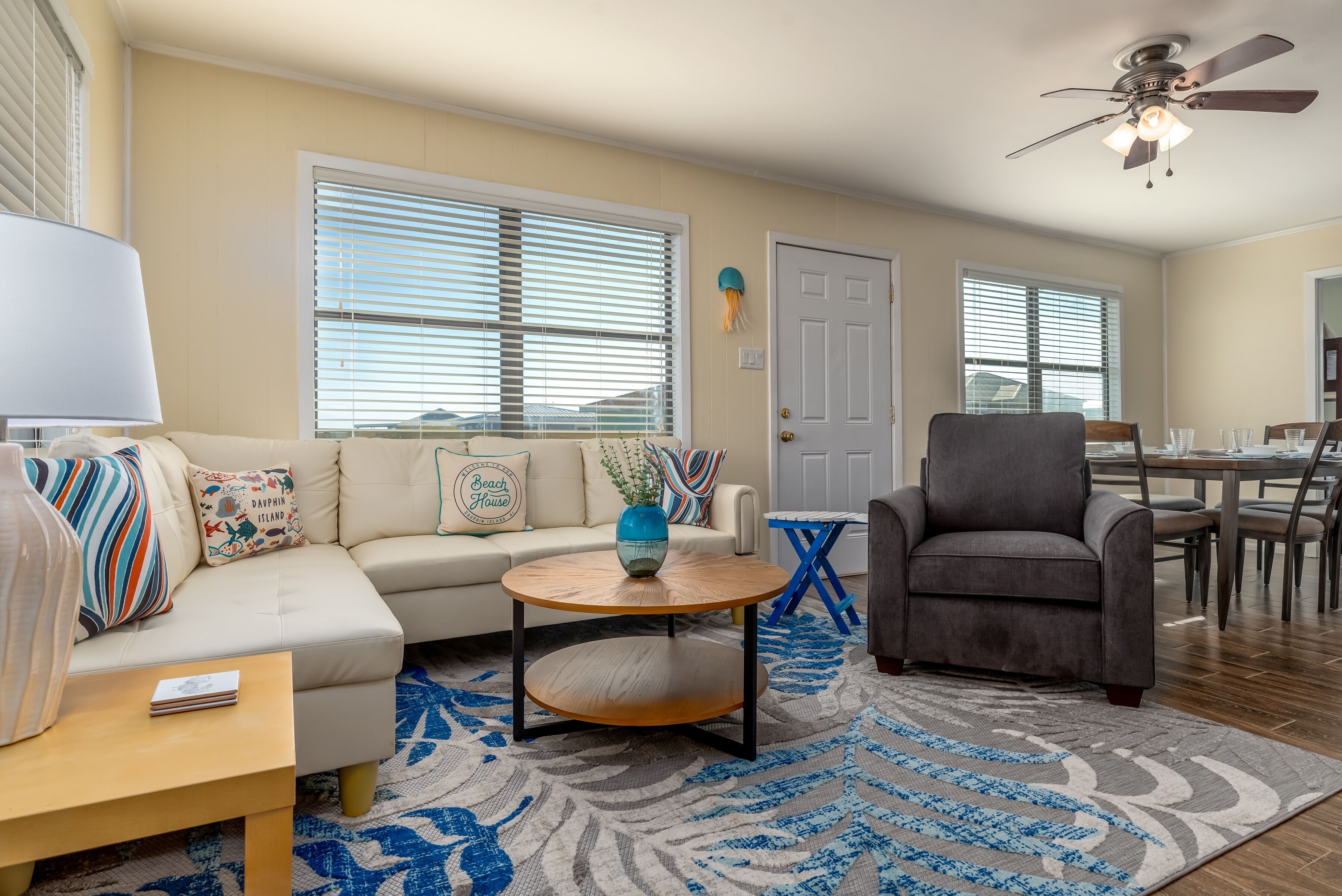 House, 3 Bedrooms | Living area