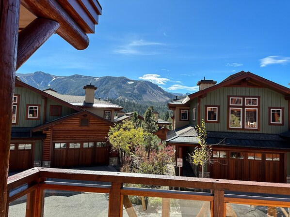 Property grounds - Juniper Crest #2 3 Bedroom Townhouse by RedAwning (Mammoth Lakes)