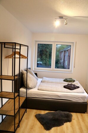 1 Schlafzimmer, Reisekinderbett, WLAN, Bettwäsche