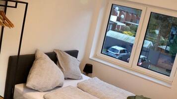 1 Schlafzimmer, Reisekinderbett, WLAN, Bettwäsche