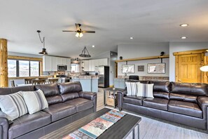 Cottage (2 Bedrooms) | Interior