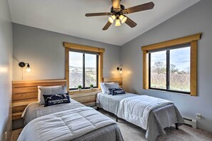 Cottage (2 Bedrooms) | Interior - Palisade Cottage on Orchard - Hike, Bike + More! (Palisade)