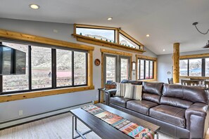 Cottage (2 Bedrooms) | Interior