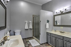 Cottage (2 Bedrooms) | Interior - Palisade Cottage on Orchard - Hike, Bike + More! (Palisade)