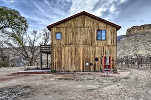 Cottage (2 Bedrooms) | Interior