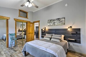 Cottage (2 Bedrooms) | Interior