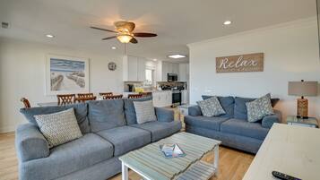 Casa (Multiple Bedrooms) | Parte interna