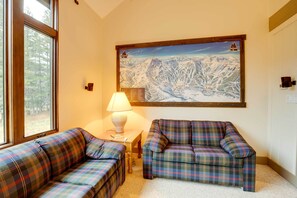 Apartment (1 Bedroom) | Interior