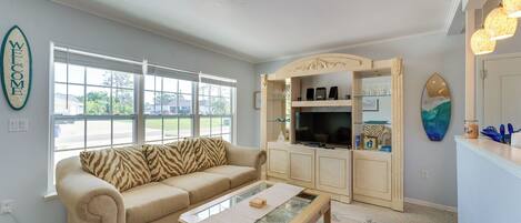 House (2 Bedrooms) | Front of property