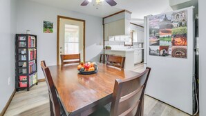 House (3 Bedrooms) | Interior - Houghton Lake Vacation Rental - Walk to the Water! (Houghton Lake)