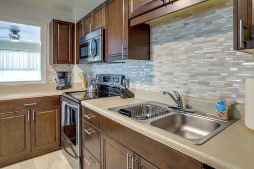 Centrally Located Gulfport Duplex w/ Patio!