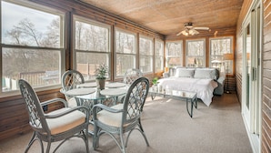 Interior - Pool, Deck & Fire Pit: Dog-friendly Ohio Escape! (Mount Vernon)