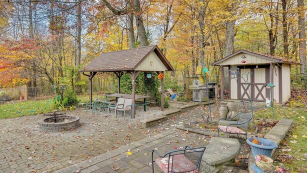 Terrace/patio - Pool, Deck & Fire Pit: Dog-friendly Ohio Escape! (Mount Vernon)