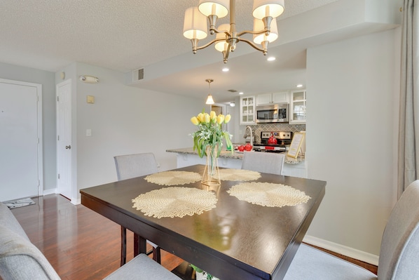 Apartment (3 Bedrooms) | Interior - Kissimmee Condo w/ Perks: 6 Mi to Disney World! (Kissimmee)