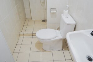 Apartment | Bathroom