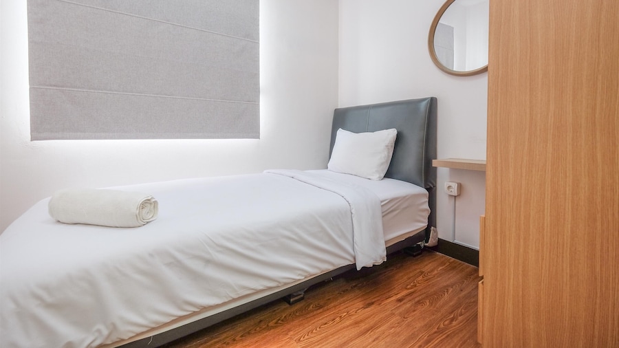 Homey And Nice 2Br At Cinere Resort Apartment