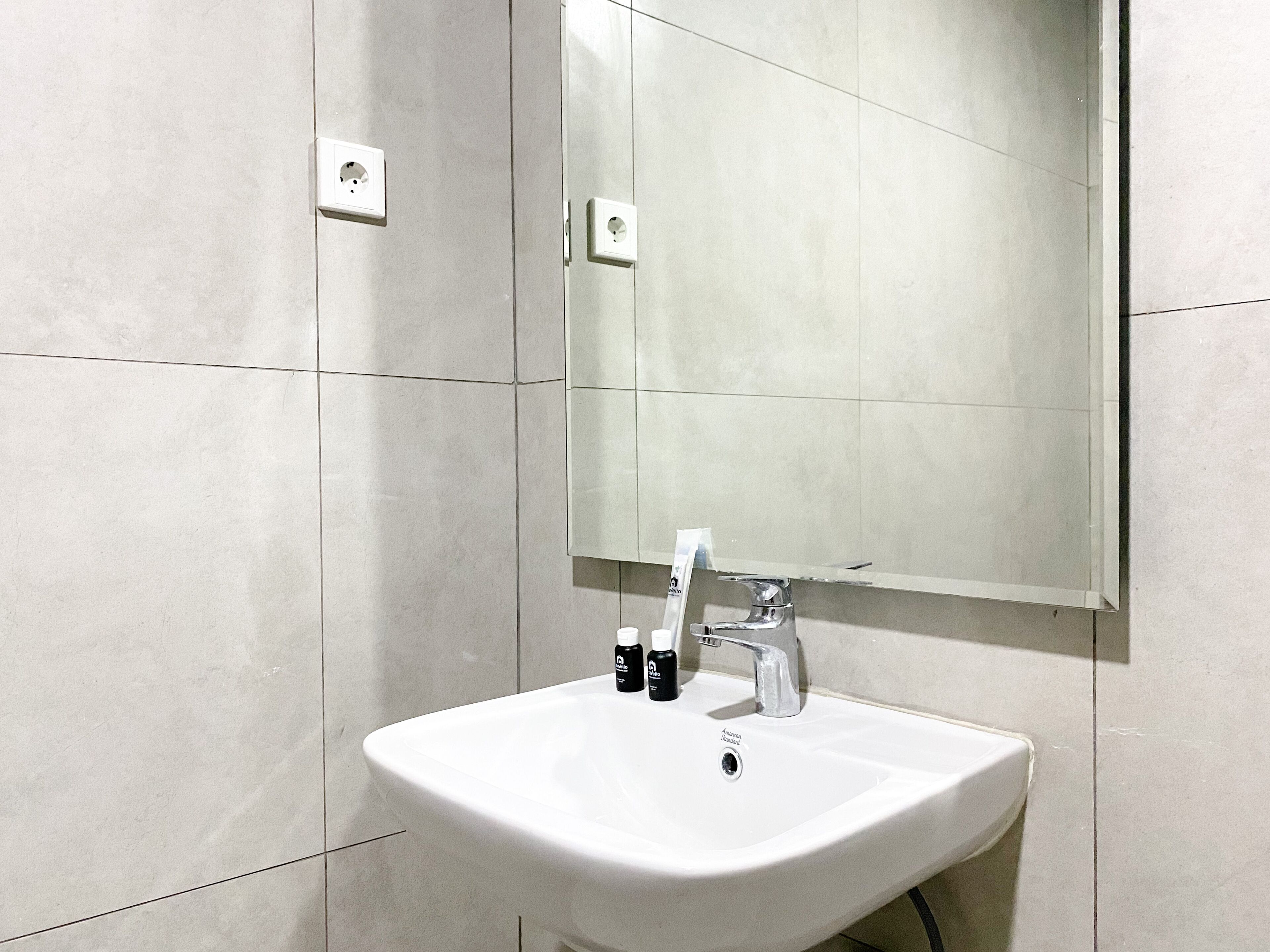 開放式客房 | 浴室 | 淋浴設備、免費梳洗用品、提供毛巾