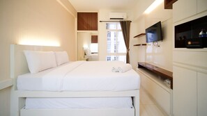 Studio | Free WiFi - Compact And Cozy Stay Studio At Bale Hinggil Apartment (Surabaya)