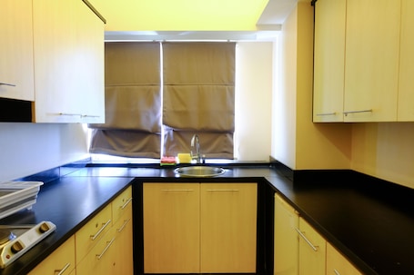 Refrigerador con freezer, placa de cocina