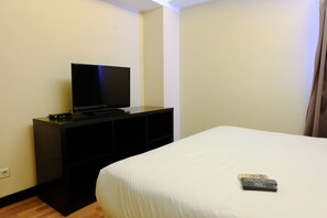 3 bedrooms, free WiFi - Modern Look 3Br At Apartment Braga City Walk (Bandung)